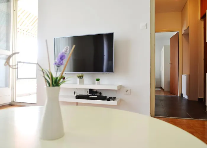 Ema Old Town Apartman *